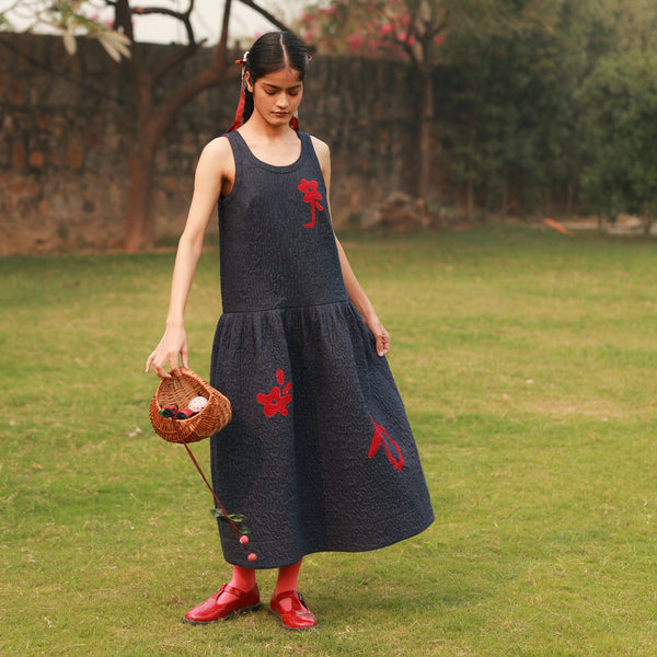 Doodlage - Bell Quilted Dress